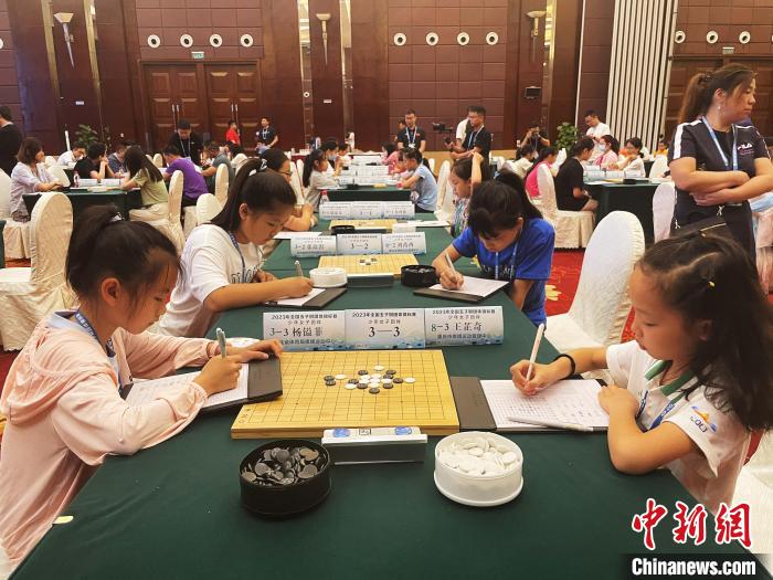 全国性五子棋团体锦标赛在湖北十堰正式开幕，