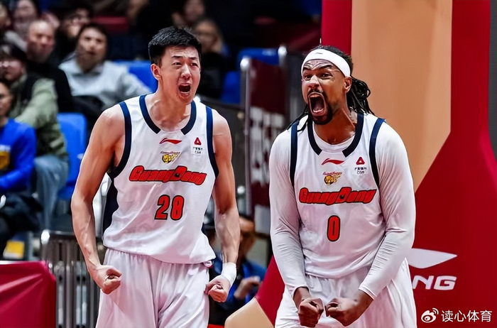 广东宏远止住三连败 萨林杰关键三分助胜 麦考尔