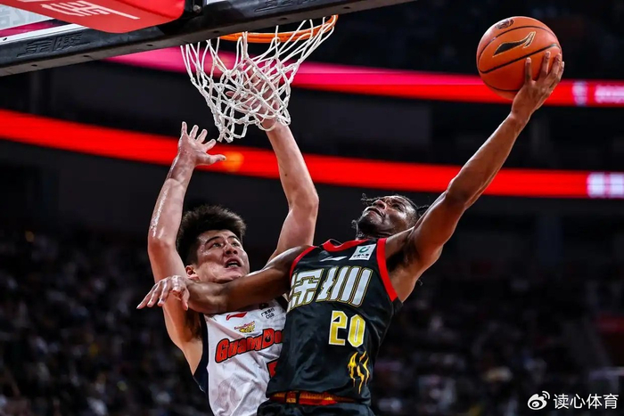 广东宏远止住三连败 萨林杰关键三分助胜 麦考尔